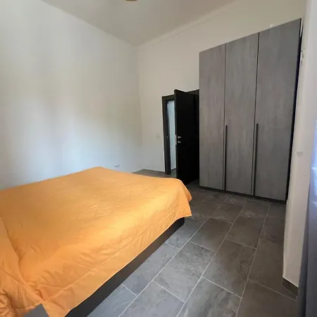 Fleo House - Zona Centralissima Di Ferienhaus *